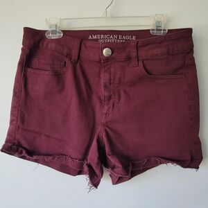 American Eagle women's shorts Size 12 Maroon